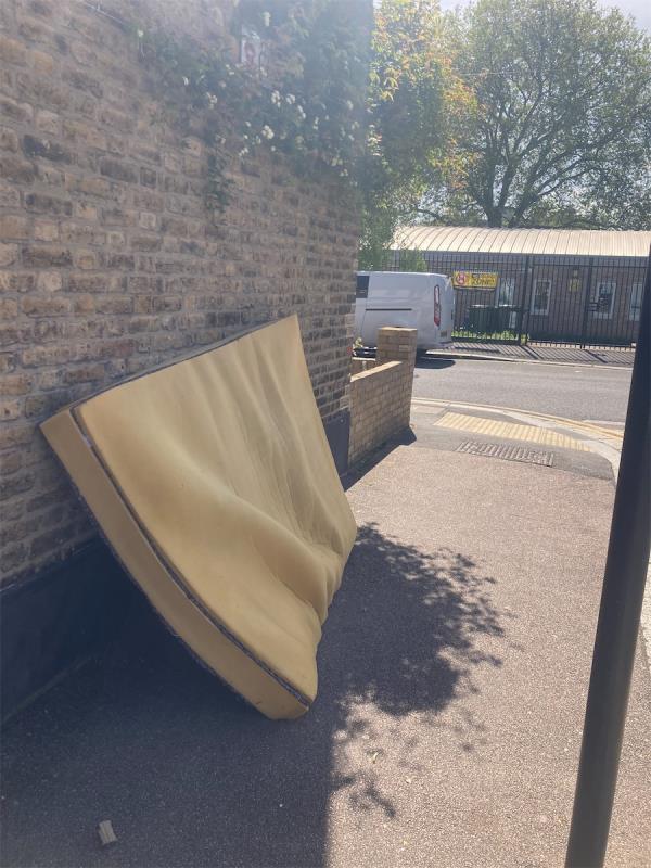 Mattress at the end of Chesley gardens against the side of 220 masterman road-43 Chesley Gardens, East Ham, London, E6 3LN