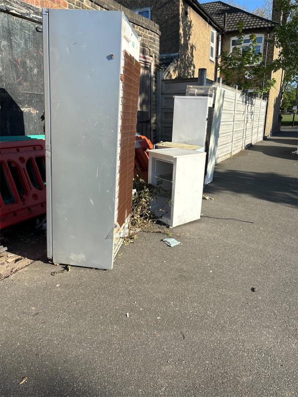 You can see the freezers fridges and other stuff…all in front of private garages. We need the cameras back that were installed and then removed. It’s becoming a very bad joke now. 😡-Basil Avenue, East Ham, London