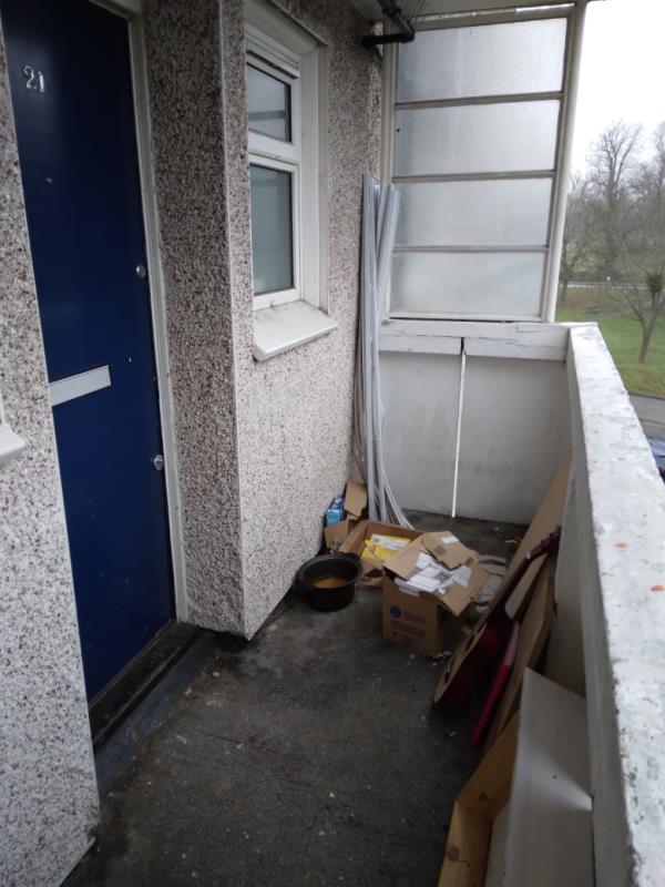 Flytipping outside flat 21 34 Granville Road please collect floor 4-40 Granville Road, RG30 3PY, England, United Kingdom