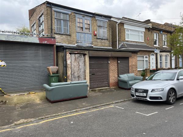 2 sofas-41C, Knox Road, Forest Gate, London, E7 9HP