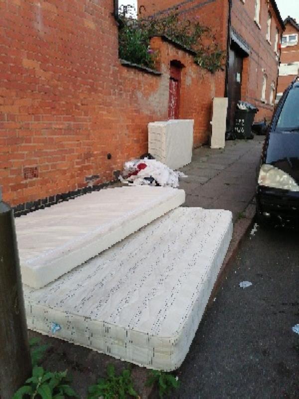 Mattresses, bed bases and clothing left opposite 246 Mere road. -252 Mere Rd, Leicester LE5 5GP, UK