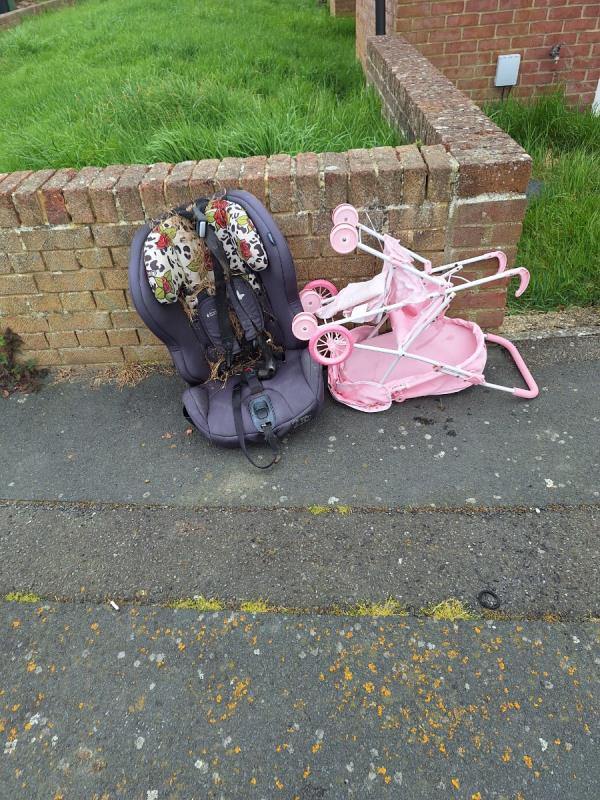 Baby car seat and toy pram,
RH
-16B, Ash Close, Eastbourne, BN22 0UR