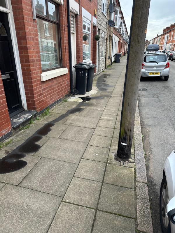 Some has poured used engine oil over the pavement outside  139 Dunton Street to 149 Dunton street-138 Dunton Street, Leicester, LE3 5EN