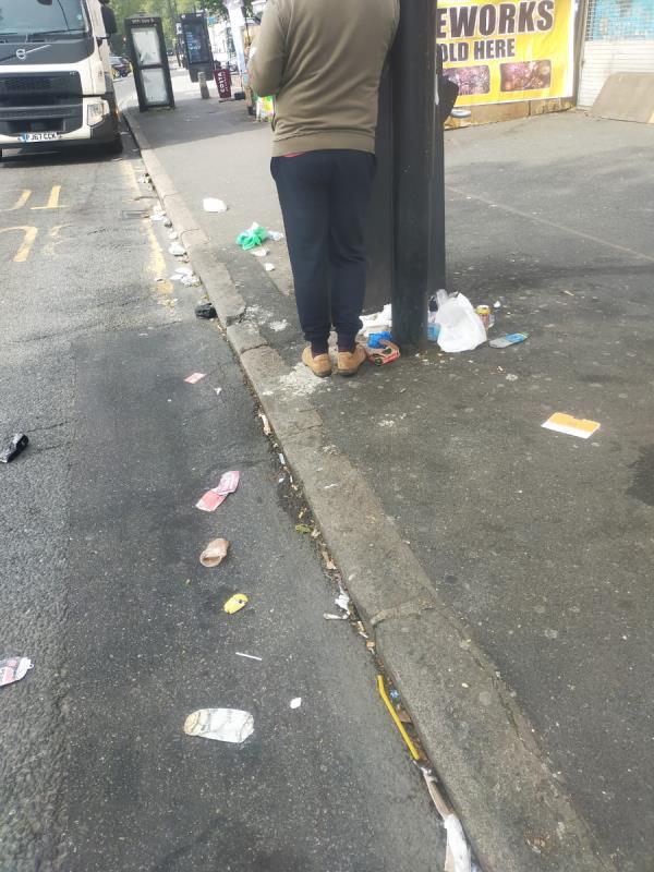 This bin overflows. Then litter builds up. Then it blows all over the place. Then people think it's fine to drop litter anywhere. Empty the bins, please!-539--541B Barking Road, Plaistow, London, E13 9EZ