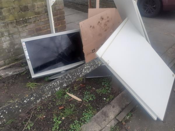 TV wooden cabinet metal cardboard-12b Westbourne Drive, London, SE23 2UP