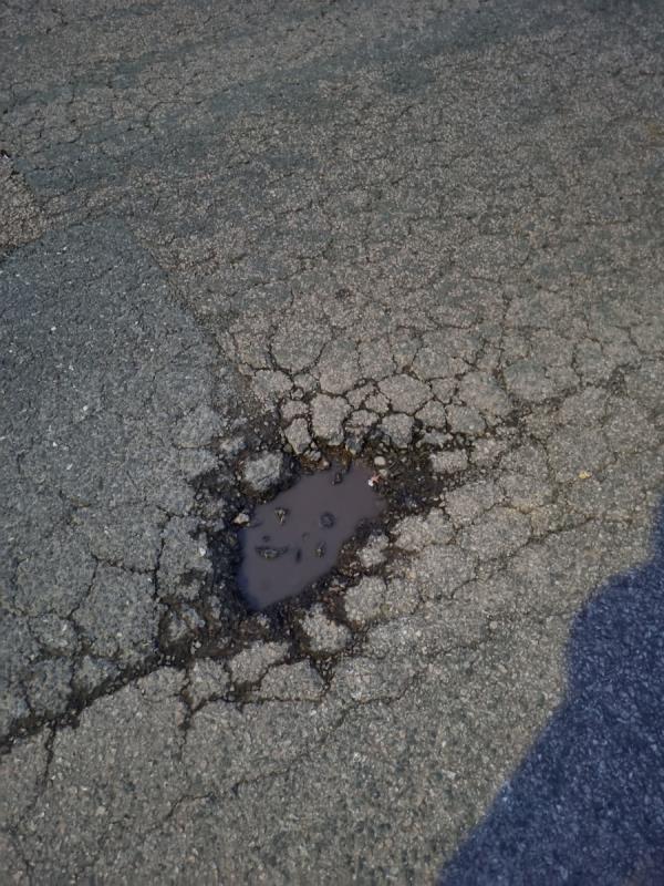 Pothole-11 Coplow Avenue, Leicester, LE5 5WA