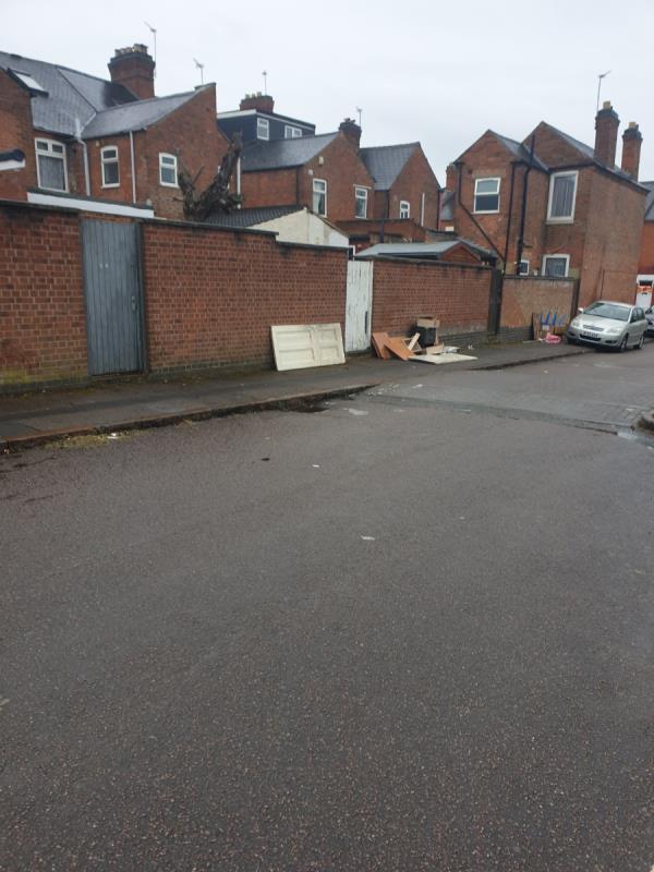 There is always abondaned items outside of this residence. It is dangerous and makes the area untidy. Just opposite is a school.
Why does the council not send a warning to these residents throwing rubbish like this.-62 Farnham Street, Leicester, LE5 3FL